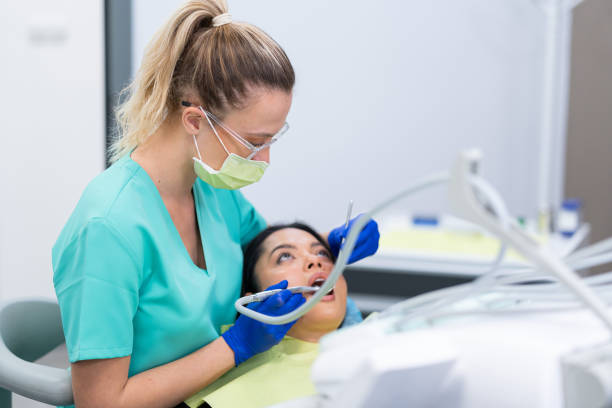 Best Chipped Tooth Repair Near Me  in Harbor Isle, NY